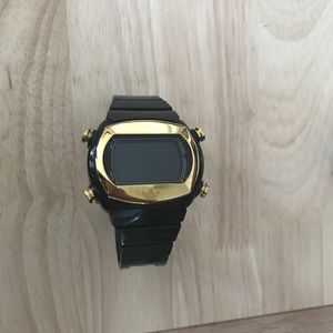 adidas classic watch